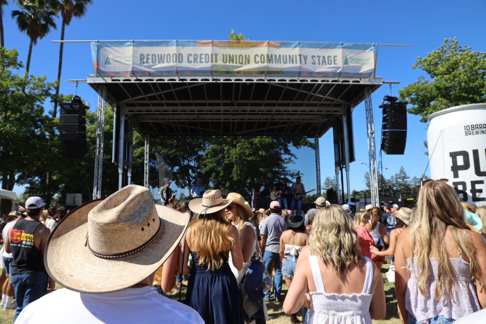 THE CRIPPLE CREEK BAND JOINED IN ON THE FUN AT THE COUNTRY SUMMER MUSIC FESTIVAL!
